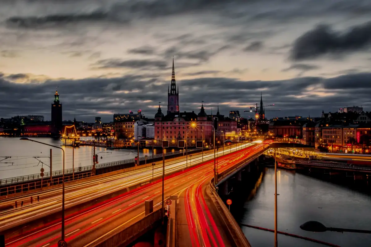 Illustration av ISK-fällan: schablonskatt på investeringssparkonto även vid förlustår